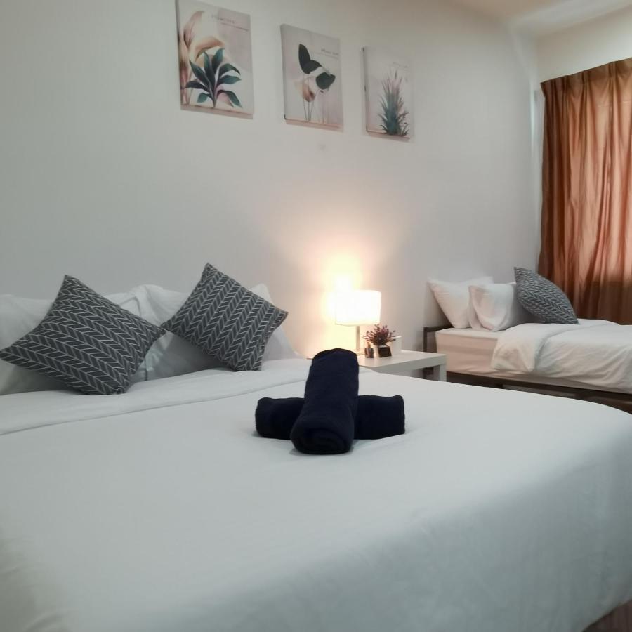 Alami Homestay Trefoil Kuala Selangor Exterior foto