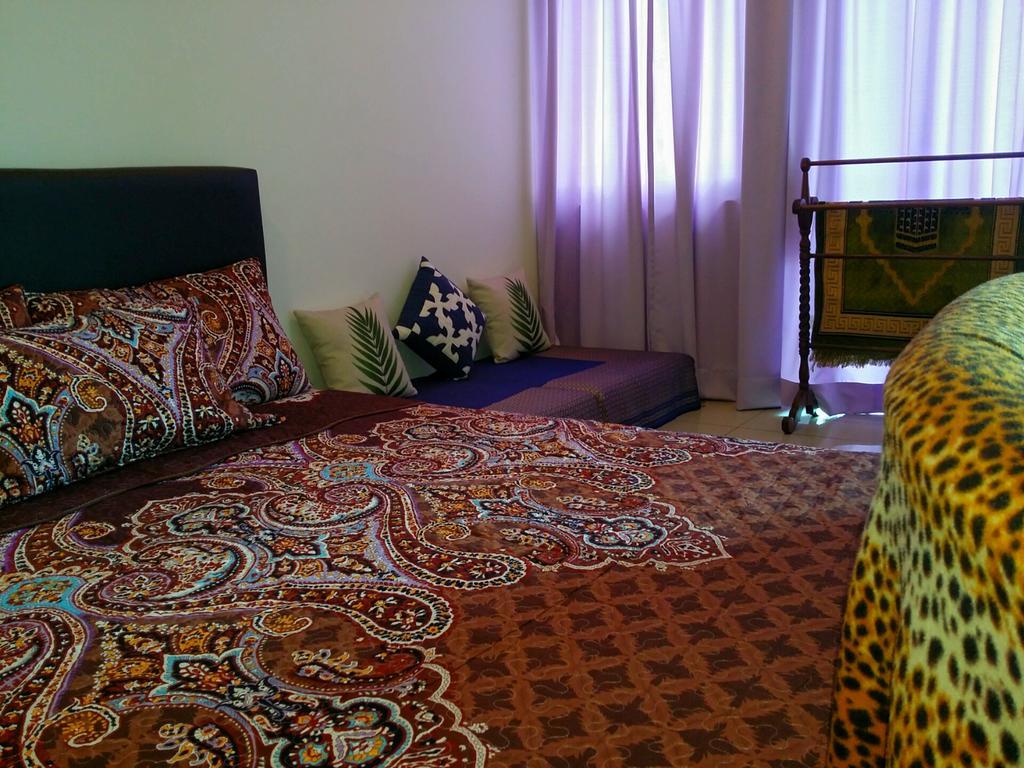 Alami Homestay Trefoil Kuala Selangor Exterior foto